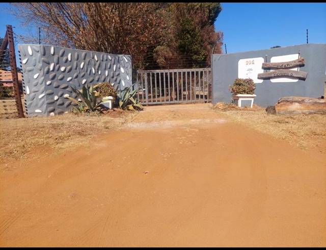 2 BEDROOM HOUSE FOR SALE IN HILLSIDE